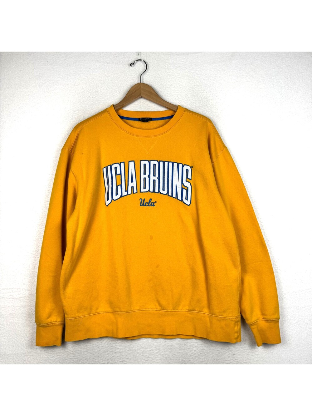 Champion UCLA Bruins  Mens Size Large Stitched Spell Out Sweater Sweatshirt NCAA